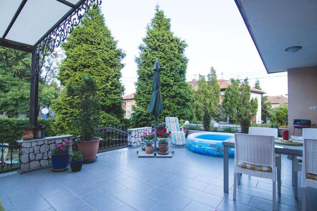Guest House Visoko Exterior foto